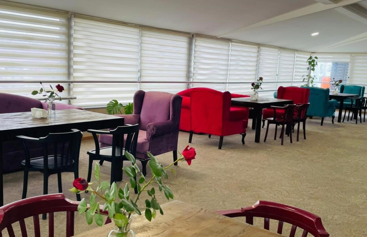 Aura Boutique Hotel Batumi Eksteriør bilde