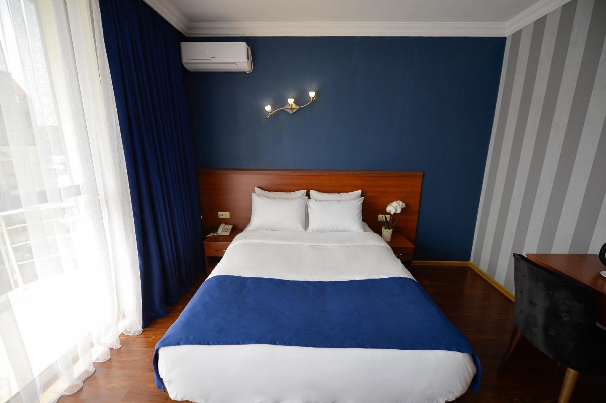 Aura Boutique Hotel Batumi Eksteriør bilde