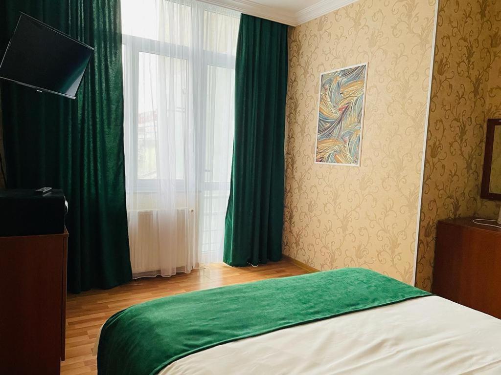 Aura Boutique Hotel Batumi Rom bilde